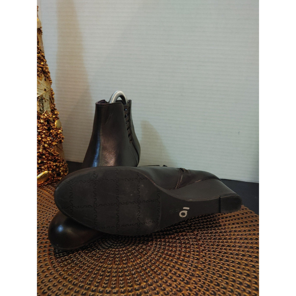 Vaneli Laban Leather Wedge Boots Size 5.5M - Picture 7 of 8